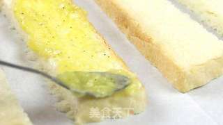 蒜香吐司条的做法步骤:4