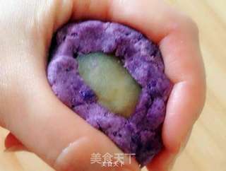 糯软香甜紫薯豆沙糕的做法步骤:7