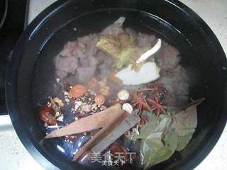 省时快捷的压力锅版——清炖牛肉粉的做法步骤:3