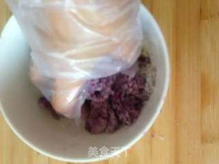 糯软香甜紫薯豆沙糕的做法步骤:4