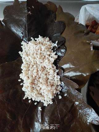菠萝叶粽子的做法步骤:7