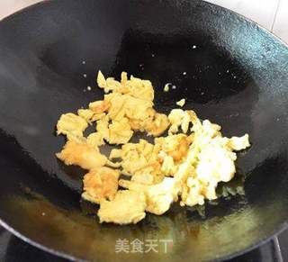 蒜苔炒鸡蛋的做法步骤:5