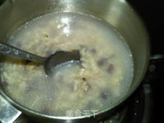 红豆腊肉粽子粥的做法步骤:7