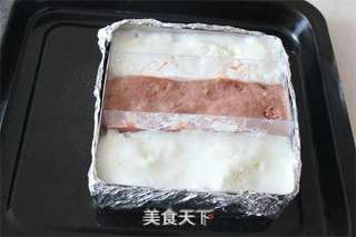 双色冰淇淋蛋糕的做法步骤:7
