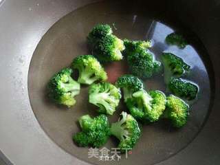 清爽素菜【荷塘小炒】的做法步骤:2