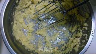 【花生果酱小酥饼】好吃到没朋友的做法步骤:2