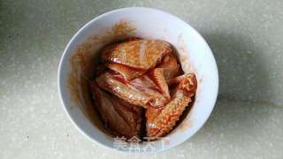 奥尔良煎鸡翅---平底锅鸡翅一样美味的做法步骤:4
