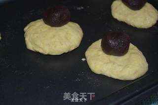 豆沙面包的做法步骤:5