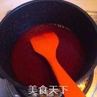 树莓慕斯蛋糕( 泡澡娃娃版)的做法步骤:3
