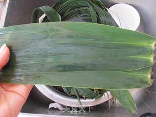 红豆蜜枣粽子的做法步骤:4