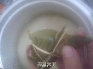 端午飘香——蜜枣粽的做法步骤:6