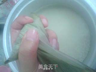 端午飘香——蜜枣粽的做法步骤：5