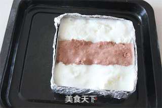 双色冰淇淋蛋糕的做法步骤:8