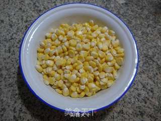 糖桂花玉米粒糯米粽的做法步骤:3