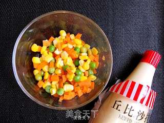金枪鱼鸡蛋沙拉的做法步骤:2