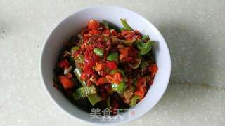 剁椒拌绿茄的做法步骤:7