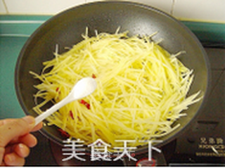 酸辣土豆丝的做法步骤:5
