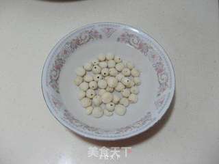 红枣莲子青豆粽的做法步骤:2