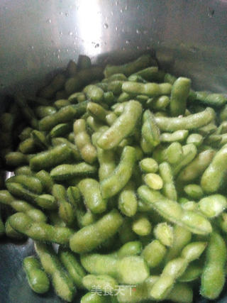 水煮花生毛豆的做法步骤:2