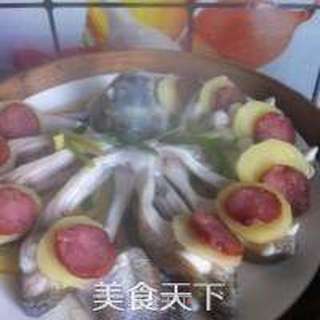 腊肠蒸鳊鱼的做法步骤:13