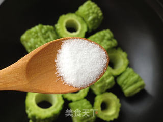 苦瓜酿肉的做法步骤:5