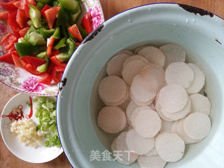 彩椒山药片的做法步骤:2