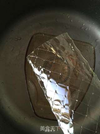 蓝水晶海洋慕斯的做法步骤:3