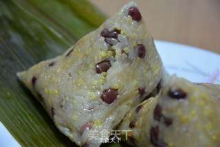 板栗蛋黄鲜肉粽的做法步骤:18