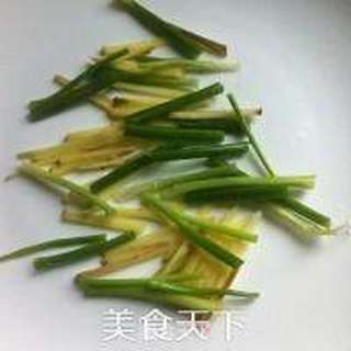 腊肠蒸鳊鱼的做法步骤:7