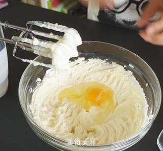 夏日清凉甜品--焦糖芝士蛋糕的做法步骤:5