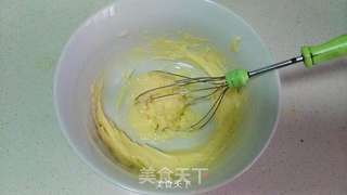 蔓越莓马芬蛋糕---简单快手的蛋糕的做法步骤:2