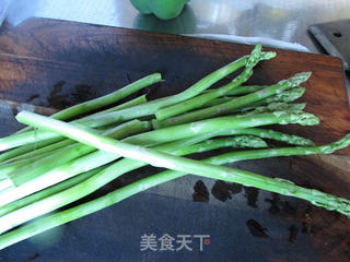 芦笋炒腊肠的做法步骤:4