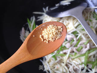 茭白炒肉丝的做法步骤:10
