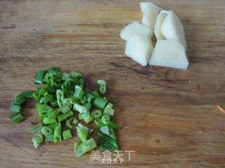 豆角茄子土豆炖肉的做法步骤:2