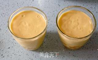芒果乳酪慕斯杯的做法步骤:12