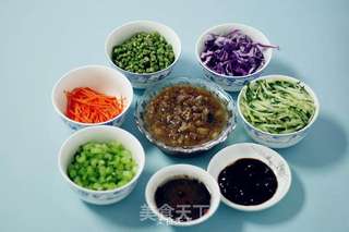 手擀菠菜凉面的做法步骤:17