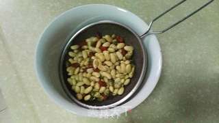 菊花枸杞豆浆---适合夏季的豆浆的做法步骤:3