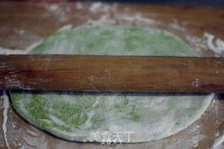 手擀菠菜凉面的做法步骤:12