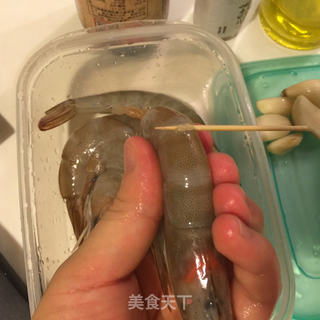 茄汁闷大虾的做法步骤：2