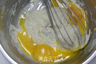 蔓越莓戚风蛋糕的做法步骤:4