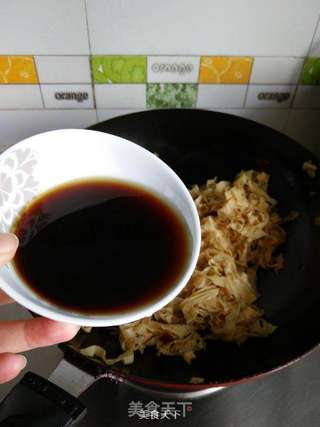 豆豉豆皮小炒的做法步骤:4