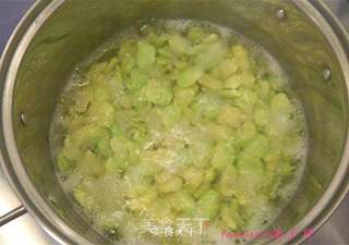 豉香茭白豆瓣的做法步骤:3
