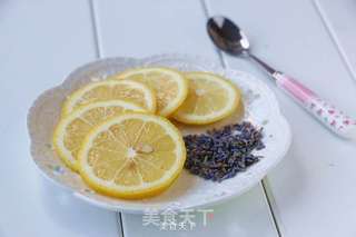 薰衣草柠檬茶的做法步骤:3