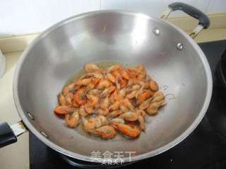 上海油爆虾的做法步骤:5