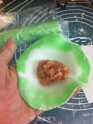 水晶白菜蒸饺的做法步骤:11
