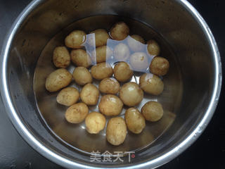 小土豆烧肉的做法步骤:12