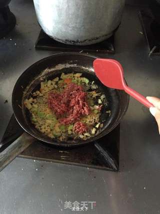 超级正宗的意大利肉酱面的做法步骤:4