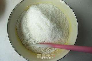 椰蓉葡萄干马芬的做法步骤：4