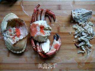 姜葱闷熟黄金蟹的做法步骤:2