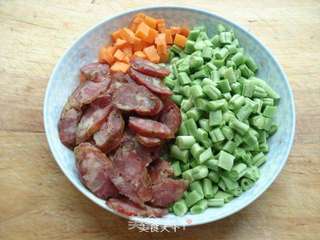 腊肠豆角焖饭的做法步骤:3